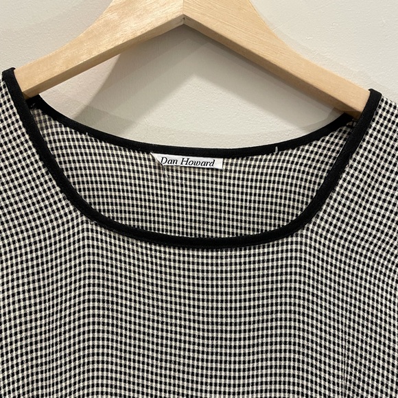 Host Pick 🌟 Dan Howard Checkered Maternity Dress - Picture 2 of 4